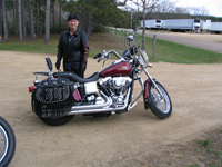 2004 Dyna Low Rider with Iron Thunder saddlebags - Jayne - Holcombe, WI