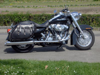 2007 Road King Custom with Iron T saddlebags - Henk - Switzerland