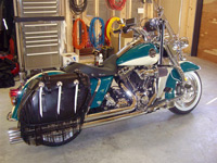 2009 Road King Classic with Iron T saddlebags - Sandy - Wilson, WY