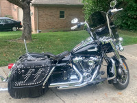 2019 Road King - Iron T Saddlebags - Vicki & David - Cincinnati, OH