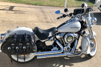 2020 Deluxe - Iron Thunder Saddlebags - Tony - Savannah, MO